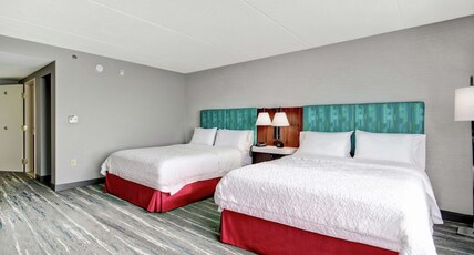 Hampton Inn & Suites by Hilton - Guelph Room Type - 2 QNS ACCESSIBLE NONSMOK