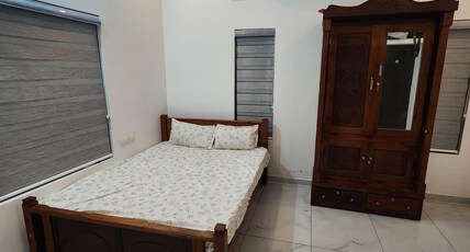 Spacious 5 BHK Luxury Stay Room Type - Spacious 5 BHK Luxury Stay