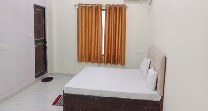 New Tripathi Lodge Room Type - Super Deluxe Room