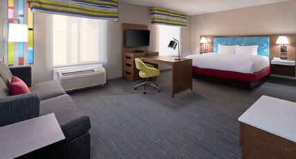 Hampton Inn by Hilton VISALIA Room Type - 1KING STUDY SOFABED NOSMOK