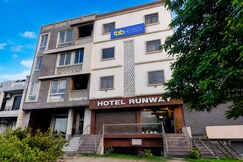 FabHotel Runway, Near Jawahar Circle - Patrika Gate