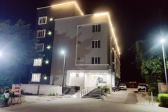 HOTEL RIVERSIDE GREENS