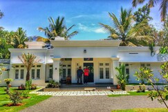 Rooms of WHITE HAVEN A serene retreat in Sultan Bathery