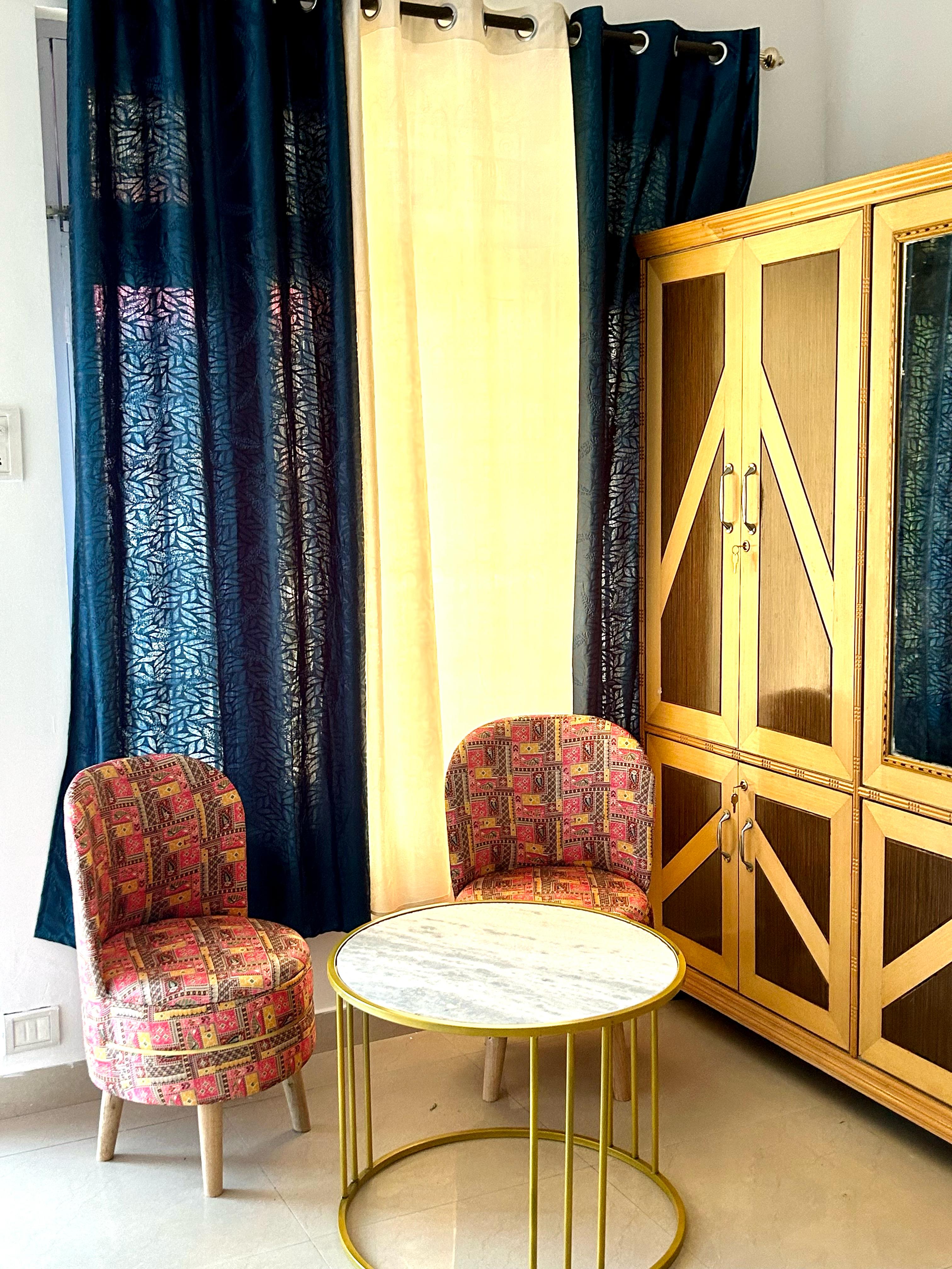 Vestta Nomad Bir - Tap to explore photos