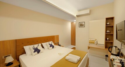 PN Stays Room Type - PREMIUM KING