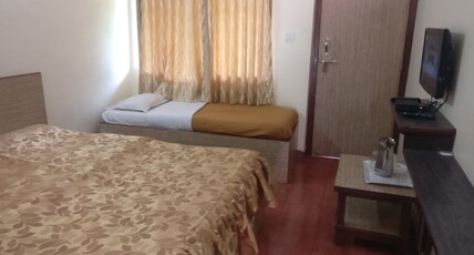 Hotel Mayfair - A Heritage Hotel Room Type - Deluxe Triple Room