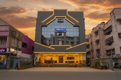 FabHotel Neethu Residency - 900m from SRM University Ramapuram