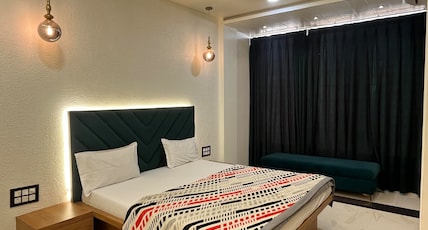 Sayajiraje Palace Room Type - Deluxe AC Room