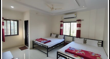Hotel GURU CHARAN Room Type - Family Room for 4 adults