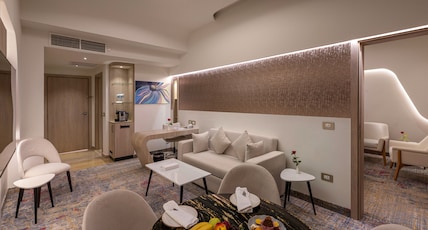 Crowne Plaza Alexandria Mirage by IHG Room Type - 1 Bedroom Suite