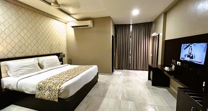 Aloha City Stay Raipur Room Type - I- COMFORT Double Bed Room