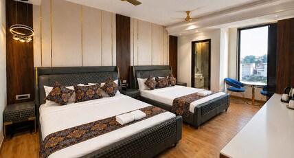 Hotel Mirage Inn, Amritsar Room Type - Family Quad City View
