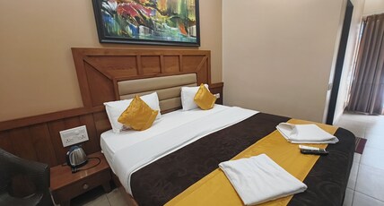Hotel Mayura Residency Room Type - Standard double room AC