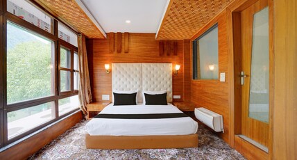Palette Hotel Regency Valley View Pahalgam By CheckIn Room Type - Deluxe Room