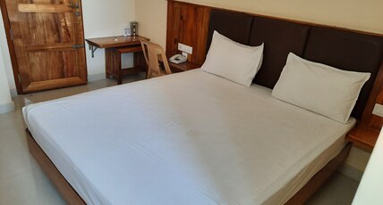HOTEL VENKAATESWARA Room Type - NON AC ROOM