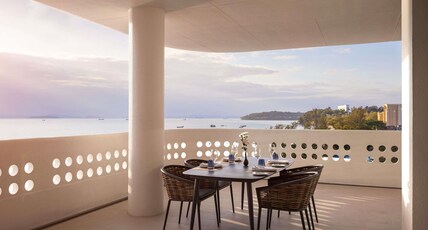 Novotel Sihanoukville Holiday Resort Room Type - Suite Executive with one double bed Ocean view