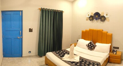 Sera's Beach Side Hotel Room Type - Deluxe Room