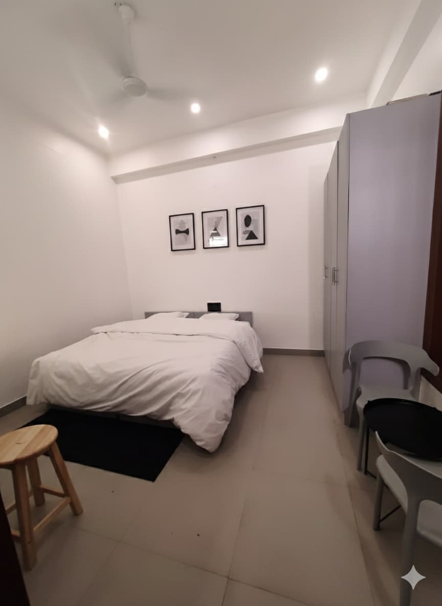 Saran Homestay - Tap to explore photos