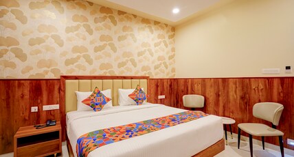 fabhotels golden stay I Kr puram Room Type - Premium Room