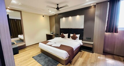 Hotel Narmada Residency Room Type - Presidential Room