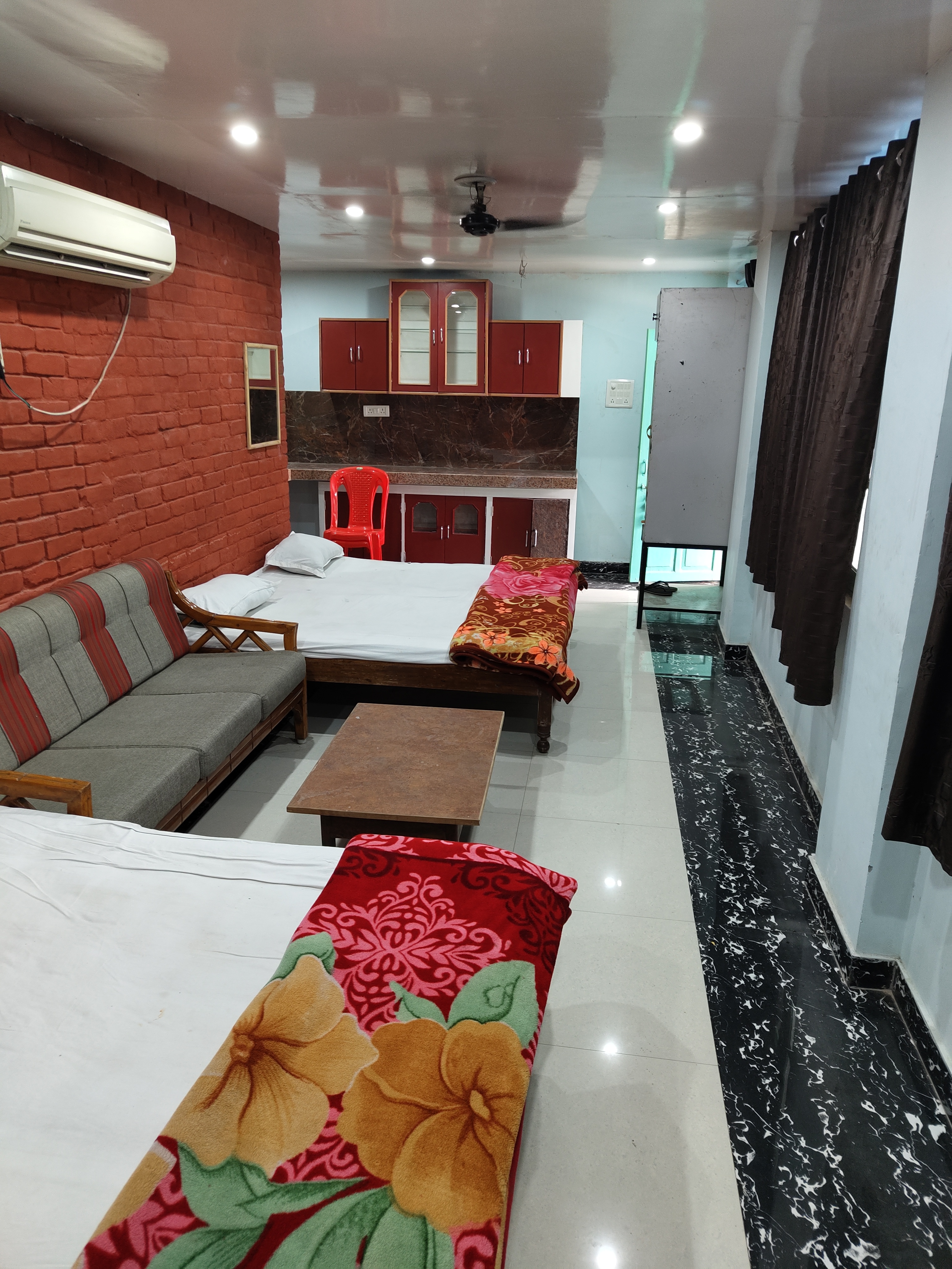 Hotel Awadh - Tap to explore photos