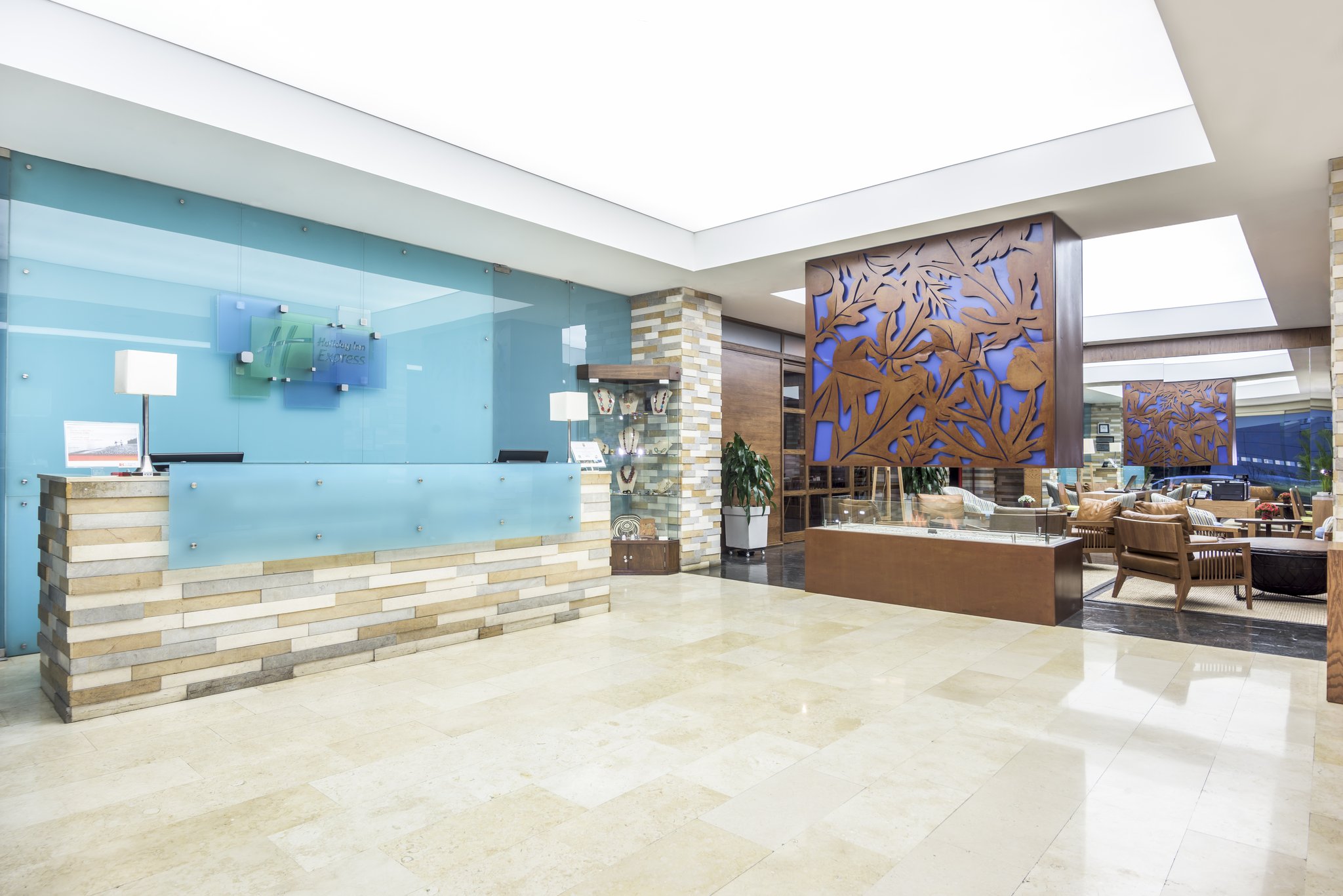 Holiday Inn Express BOGOTA - PARQUE LA 93 - Tap to explore photos