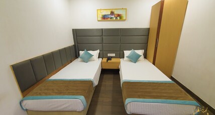 HOTEL SHAAN-E-PUNJAB Room Type - CLUB TWIN ROOM