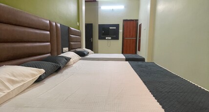 THE KASHI DHAM Room Type - The Royal Stay Varanasi | AC Triplebed Deluxe Room