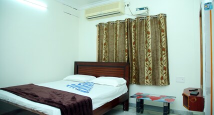 SRAVANTHI RESIDENCY Room Type - Standard Room
