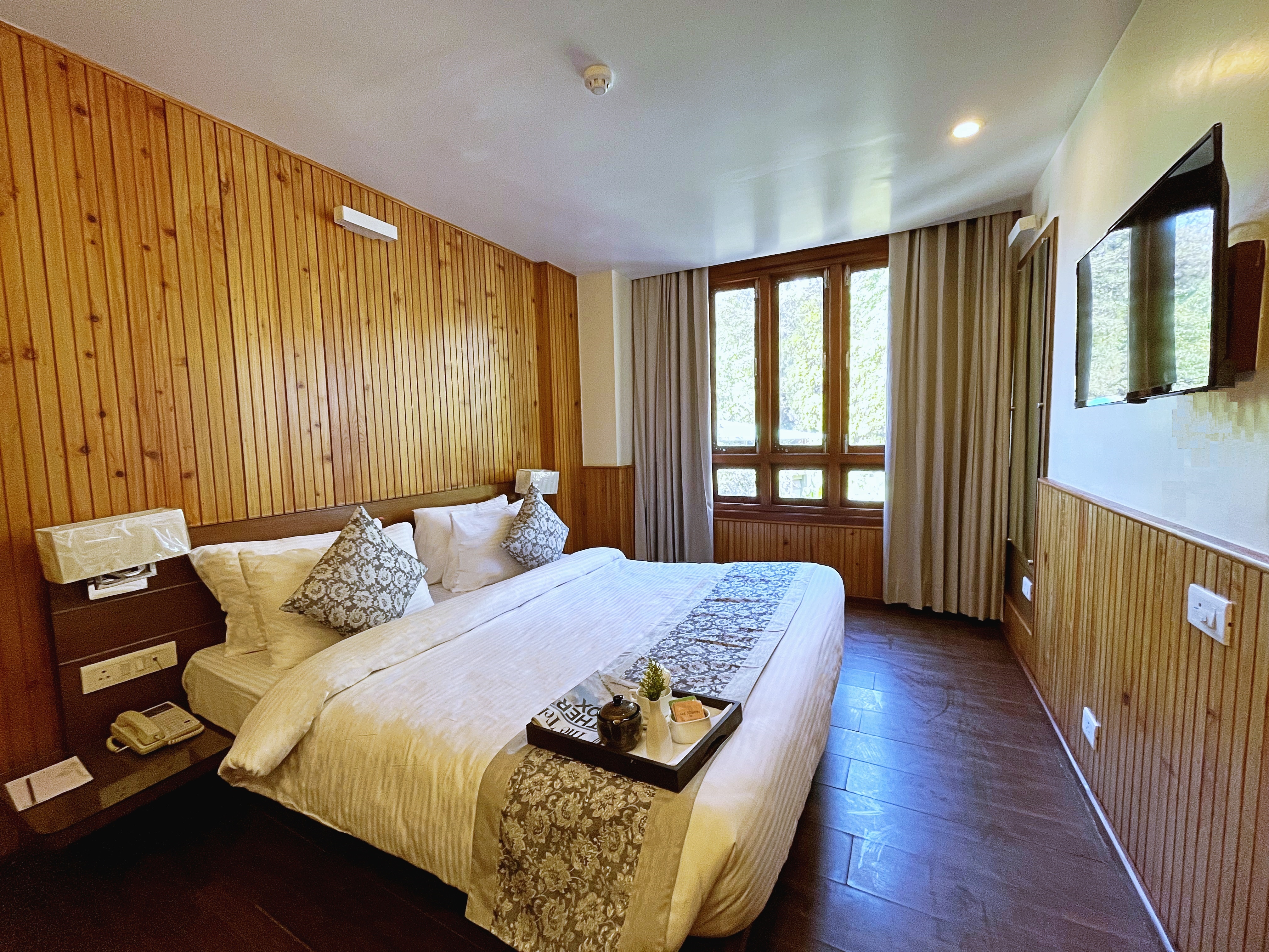 Cilantro Unwind Delisso Abode-200 mtr from MG Marg - Tap to explore photos