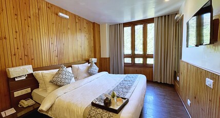 Cilantro Unwind Delisso Abode-200 mtr from MG Marg Room Type - Holiday Suite (02 pax)