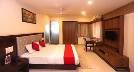 Hotel Westview, Bhilad Room Type - Suite Room