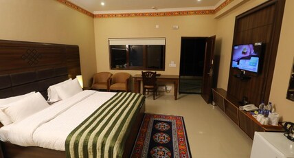 Hotel Norbu House Room Type - Norbu Premium Plus Room with balcony and Valley view