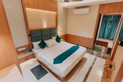 THE NAGENDRA HOTEL AND RESTAURANT