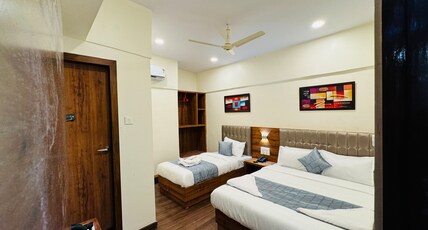 Hotel Aksa Palace Room Type - Deluxe Triple Room