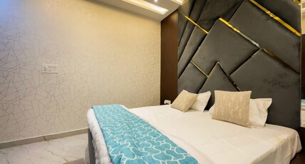 Gopi Bhawan Room Type - Deluxe Room