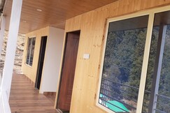 SANMAHI CHOPTA RESORT