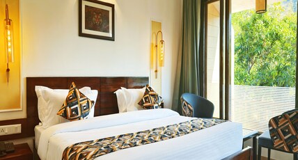 The Whispering Oaks Corbett Room Type - Deluxe Room