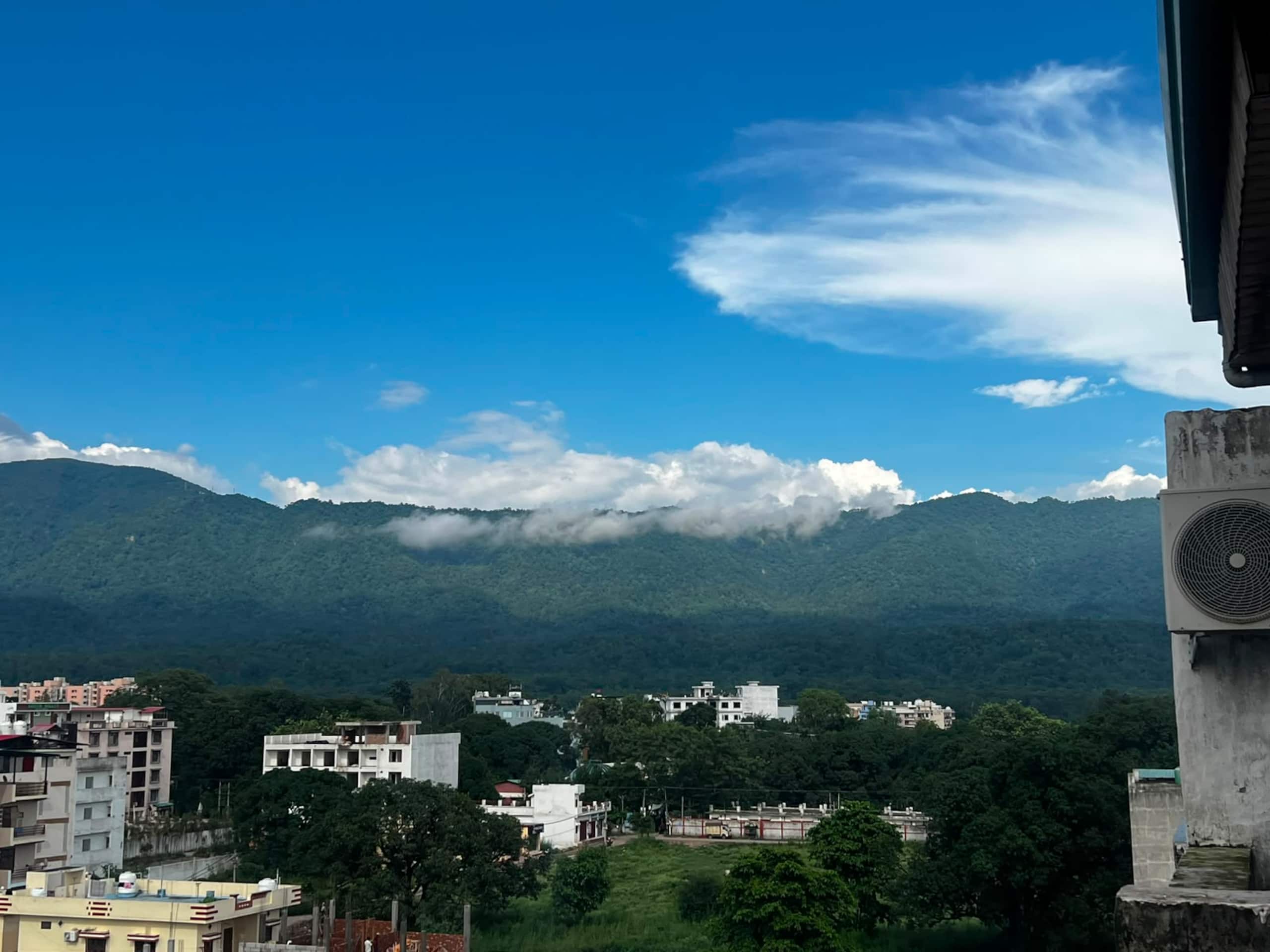 Luxury 2BHK Penthouse Mountain View Rishikesh - Tap to explore photos