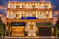 FabHotel SRY Grand