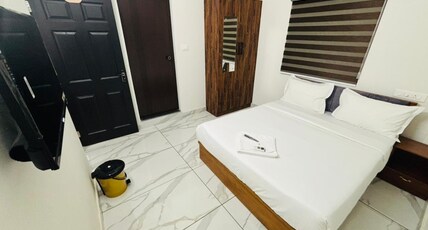 Miracle Inn Room Type - 2 Bedroom Apartment with Balcony Miracle Inn Room Type - 2 Bedroom Apartment with Balcony