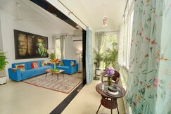 2BHK w/ Glass Balcony | Walk to Morjim beach by Savera Stays
