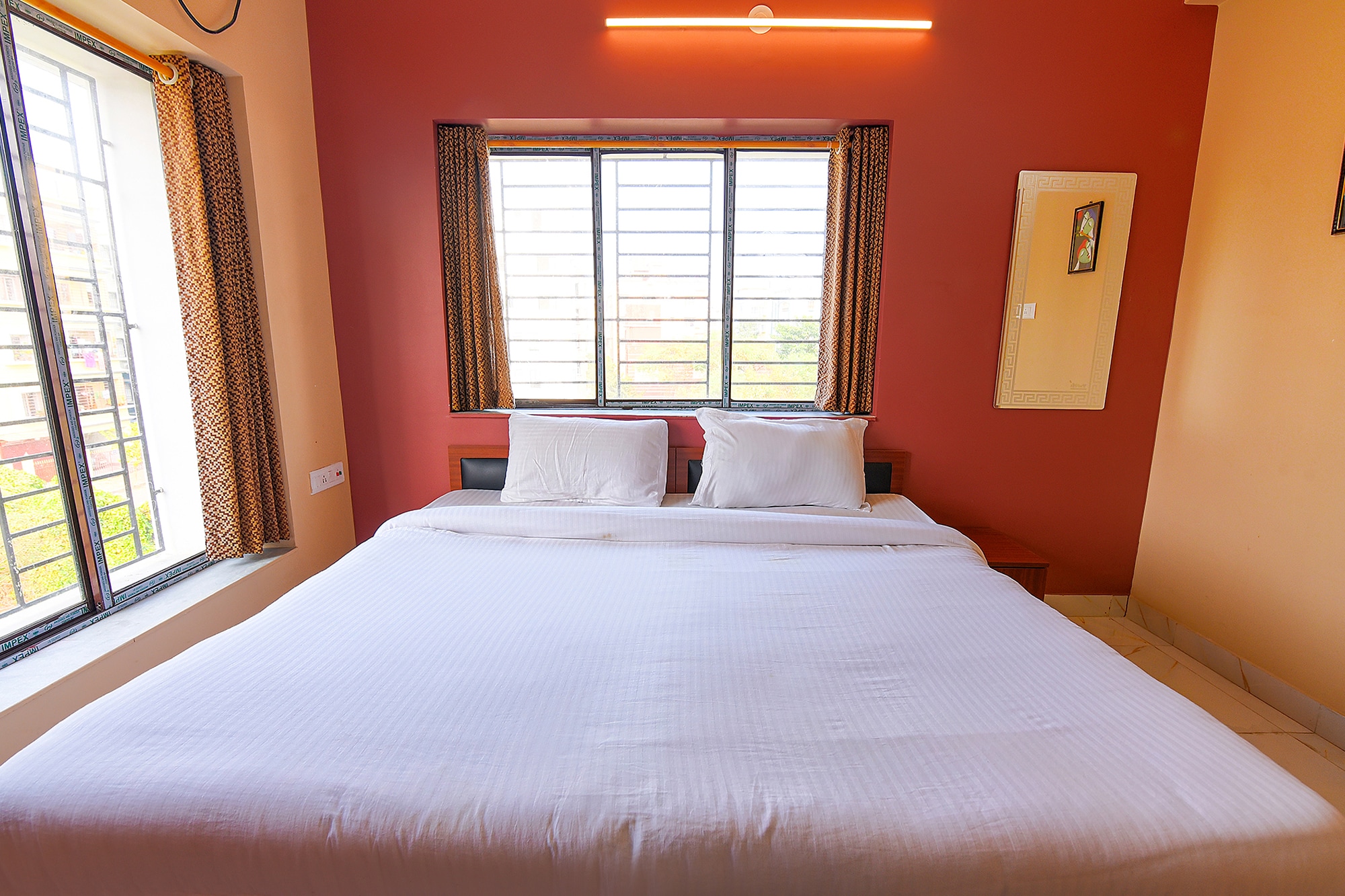 FabHotel Amar Raj Inn - Nr. Newtown Bus Stand - Tap to explore photos