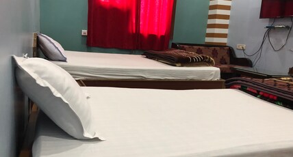Hotel Nandanik Palace Room Type - NON AC Triple BedRoom
