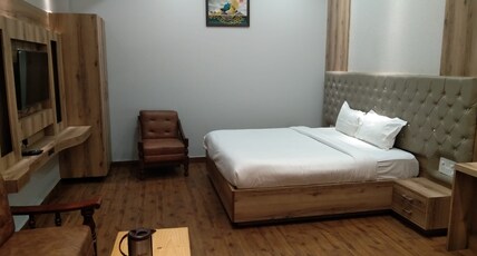 Hotel Akashdeep Room Type - Deluxe Room
