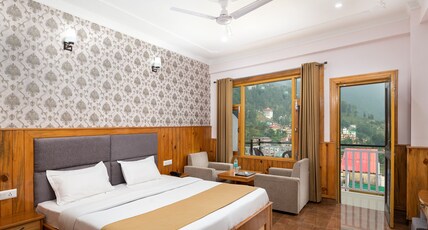 Hotel Mount View Mcleodganj Room Type - Premium Room with Balcony and Mountain View