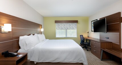 Holiday Inn Express ALPHARETTA - ROSWELL Room Type - 1 King Suite