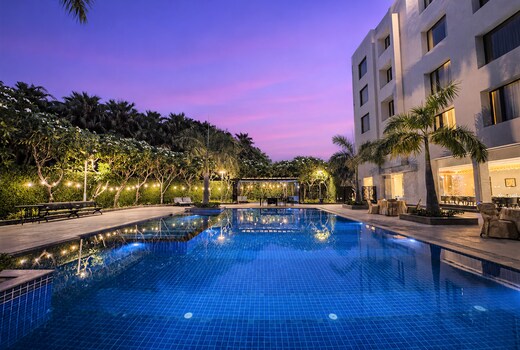 Hillcrest Hotel and Resort