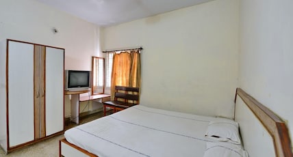Hotel Pankaj 500meters from Gaya Railway Station Room Type - Non AC Deluxe Room Hotel Pankaj 500meters from Gaya Railway Station Room Type - Non AC Deluxe Room
