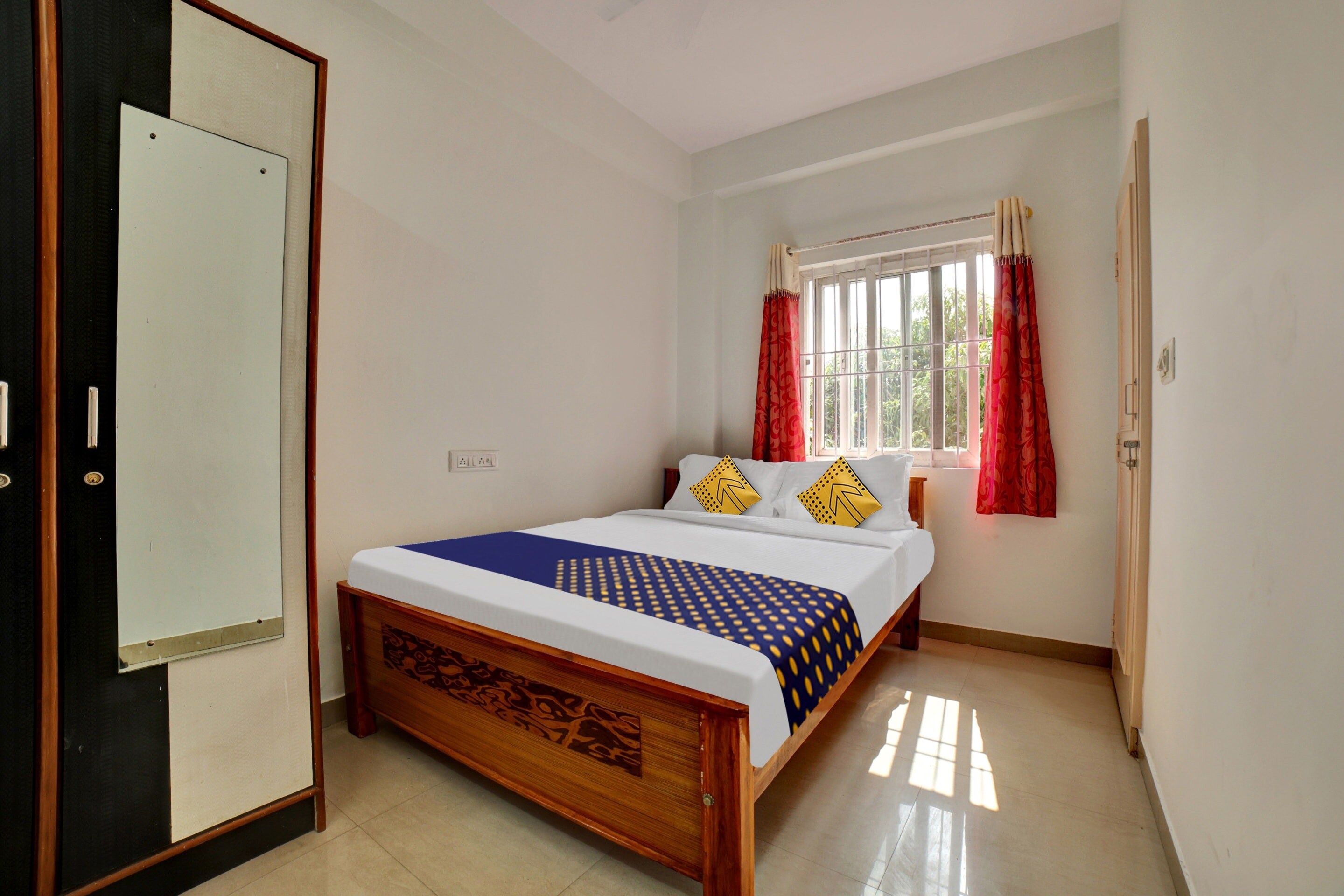 Hotel O Fortuner Palace - Tap to explore photos